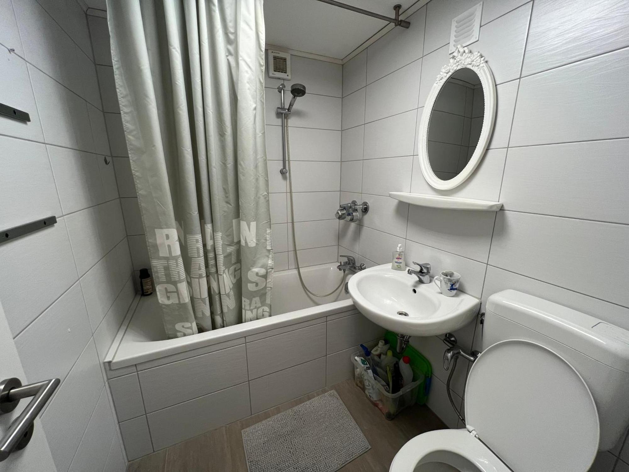 Apartment Mit Balkon Im Zentrum Von Висбаден Экстерьер фото